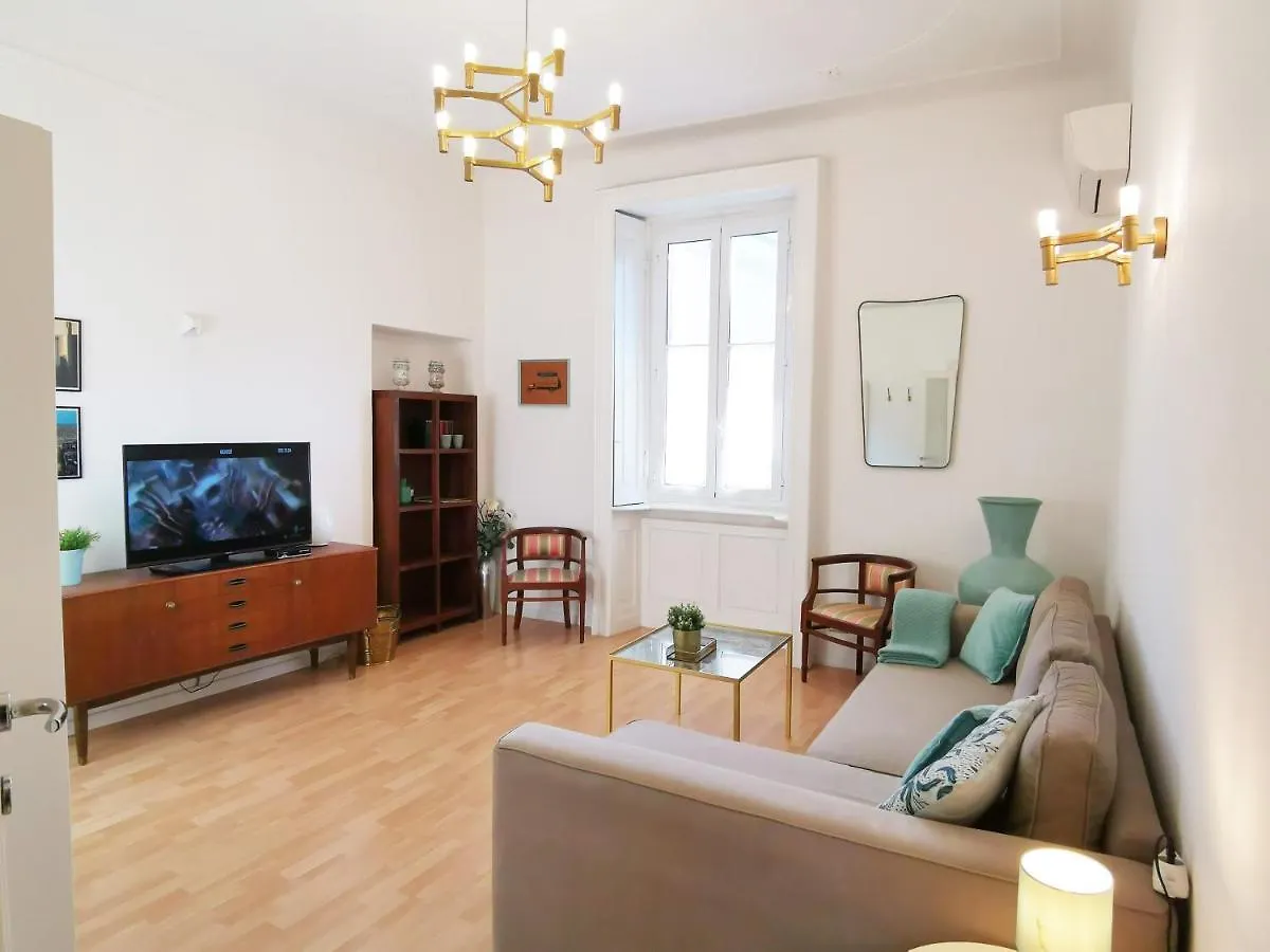 Milan Stilysh Apartment Near Metro And Fiera Mico Italy